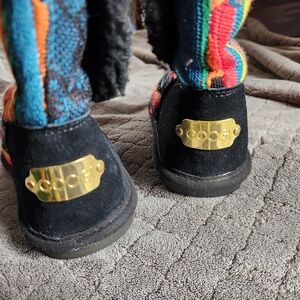 COOGI Multicolor Knit Womans Boots with Gold Accents